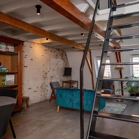 Apartamento Elburg-vesting Sfeervol Bij De Jufferen Elburg